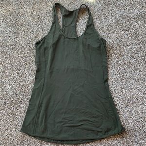 Lululemon tank!